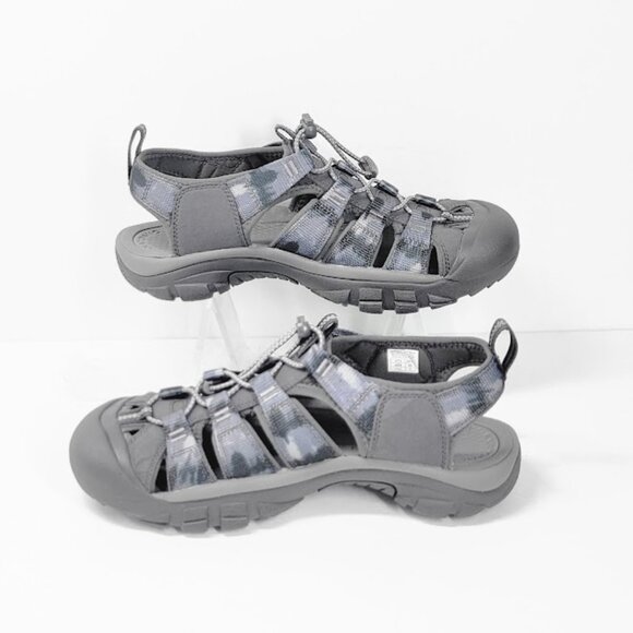 KEEN Newport H2 sandals Sz 10 NEW